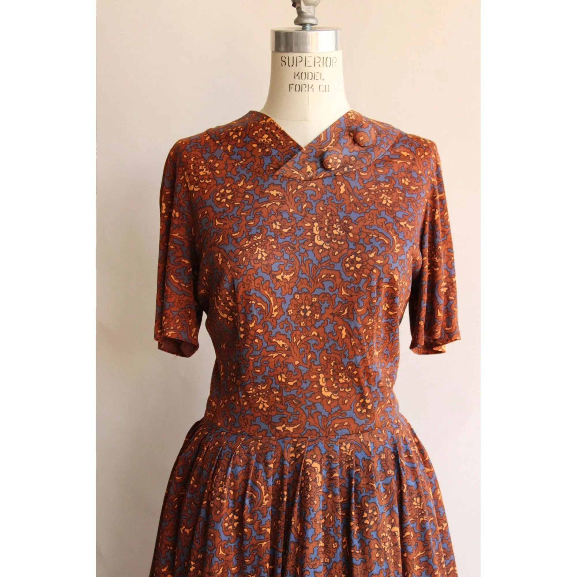 Vintage 1950s 1960s Sears Dress in a Nylon Floral Print