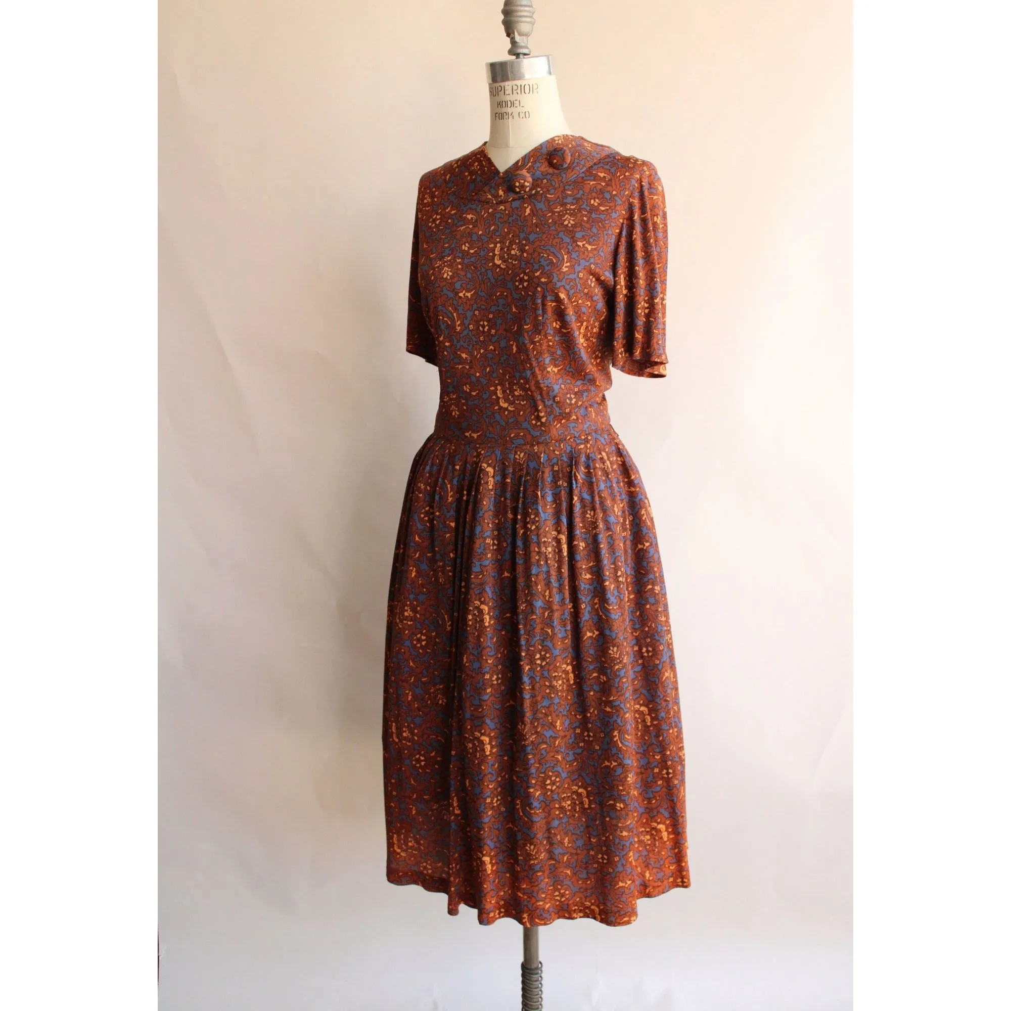 Vintage 1950s 1960s Sears Dress in a Nylon Floral Print