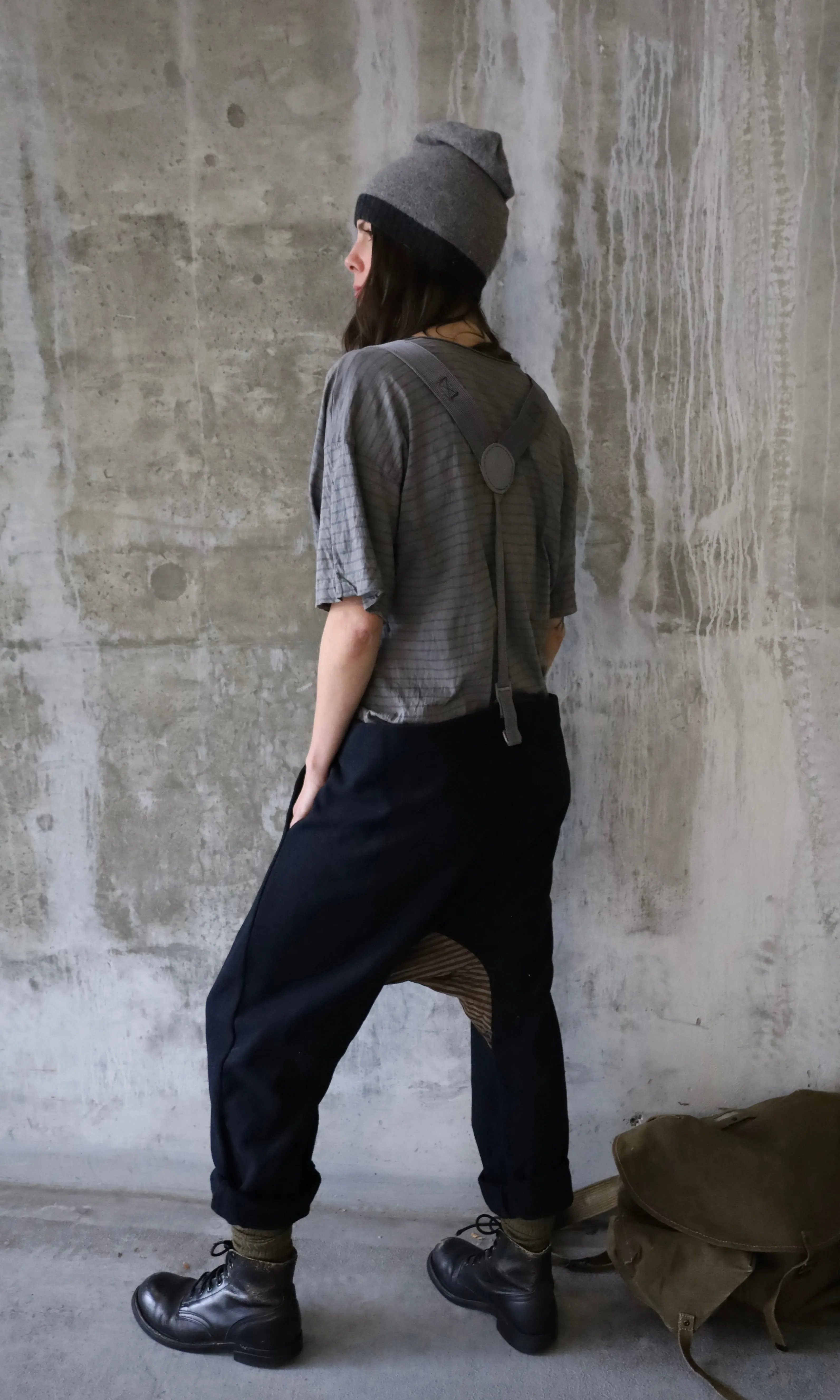 WRAP AROUND PANTS WITH SUSPENDERS